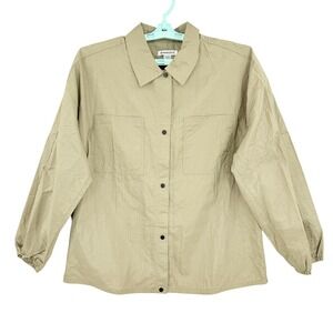 Athleta Women's Lunar Sheen Sage Green Nylon Shirt Sz M Snap Button Pockets NWOT